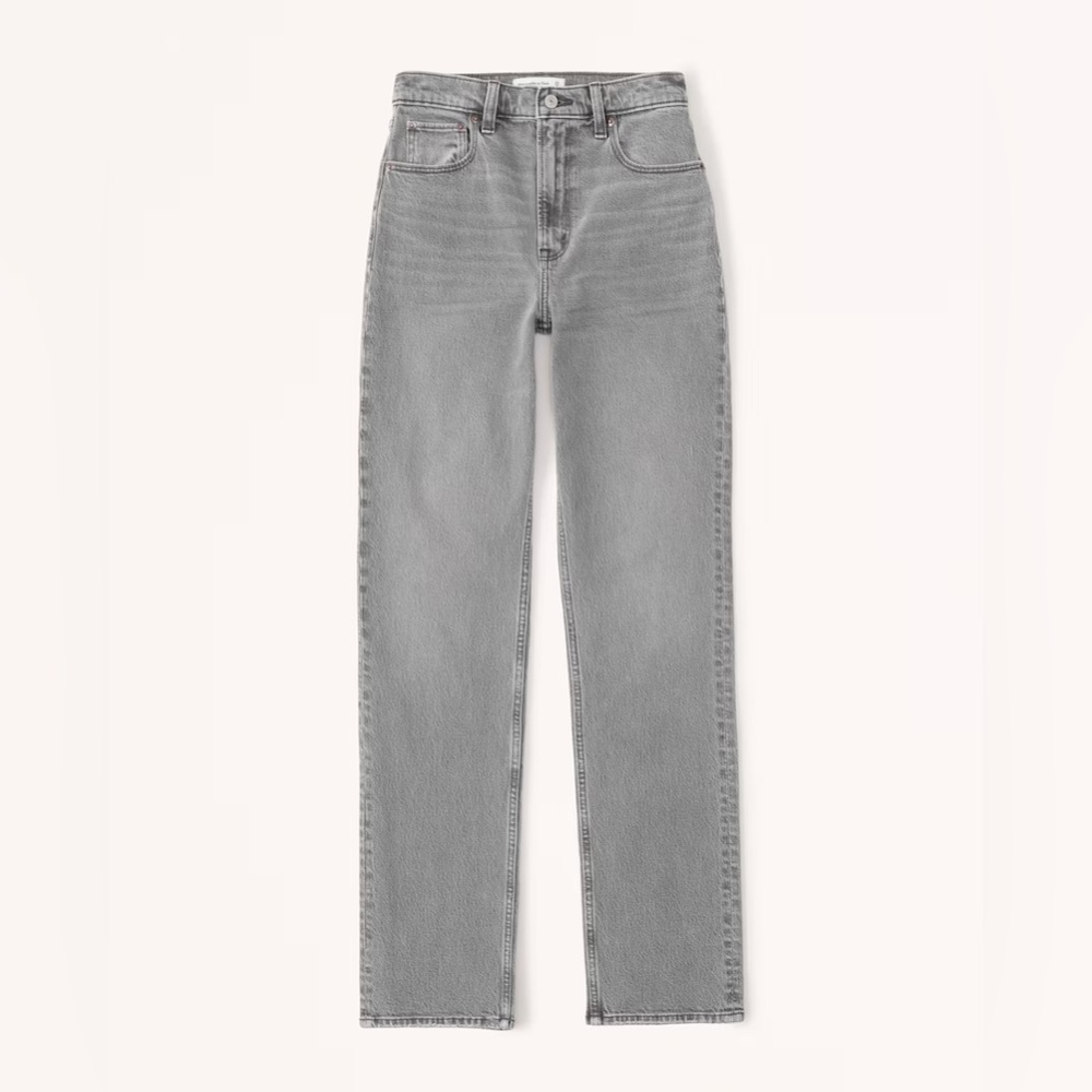 Abercrombie 🩶 Ultra High Rise 90s Straight Jean in Gray Wash - Size 32/14